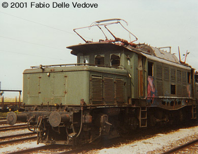 Zum Vergr&ouml;&szlig;ern klicken - Abgestellte 194er - Bild 4