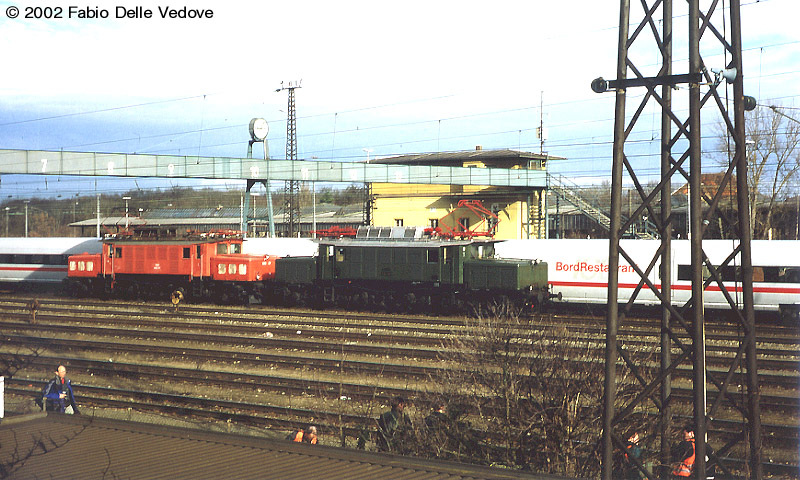 1020.37 und E 94 192 in M&uuml;nchen-Laim