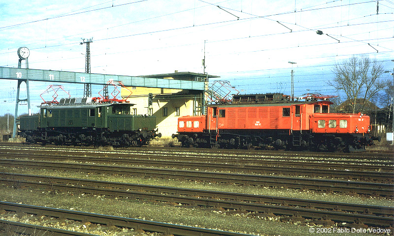 1020.37 und E 94 192 in M&uuml;nchen-Laim